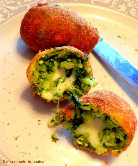 ARANCINE di RISO con RICOTTA, SPINACI e PROVOLA affumicata