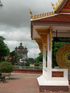 laos patuxai