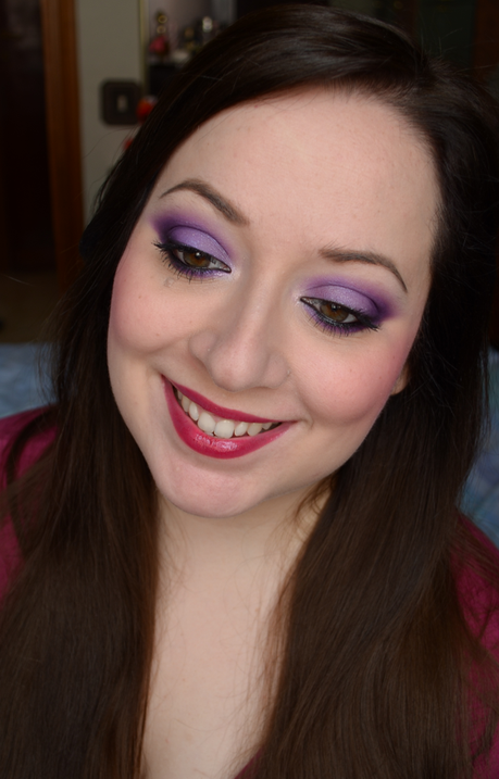 Trucco viola semplice con la Electric di Urban Decay