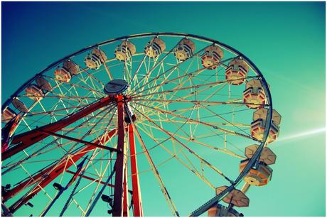 Ferris_Wheel_by_Squishy_1
