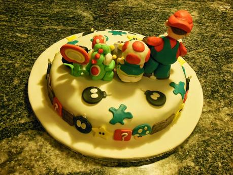 Ancora PDZ: stavolta Super Mario su una torta Pan di Stelle...camuffata!