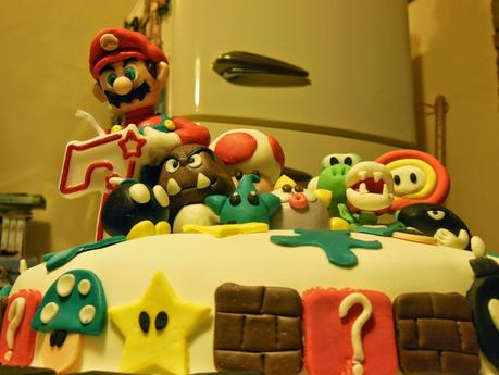 Ancora PDZ: stavolta Super Mario su una torta Pan di Stelle...camuffata!