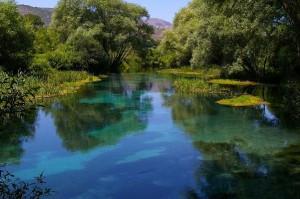 paradisi a portata di mano: in canoa sul fiume Tirino (in Abruzzo)