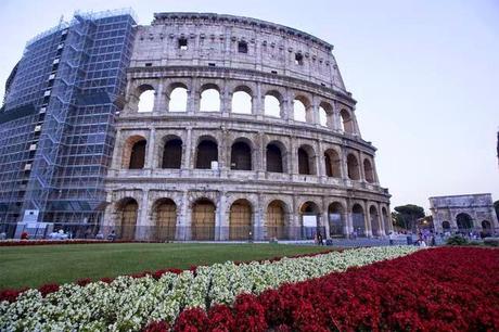 Il Colosseo torna all'antico splendore.