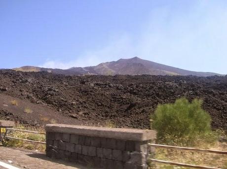 Confettura di pesche tabacchiere e vaniglia e l'amore per un vulcano