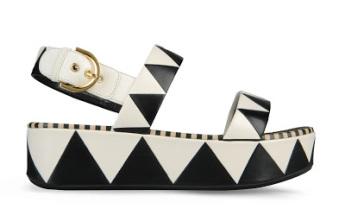 Zeppa Flatform: il trend estivo che fa discutere