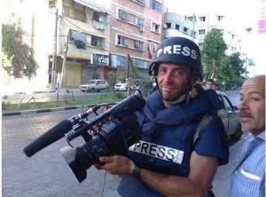 Il videoreporter italiano ucciso a Gaza, Simone Camilli (ilgossip.net)