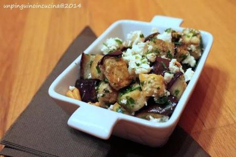 Insalata di melanzane al forno con anacardi e feta