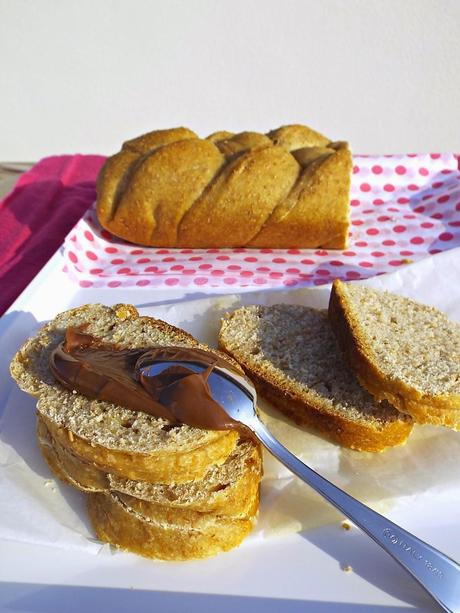 Treccia di panbrioche a lievitazione naturale (veg style)