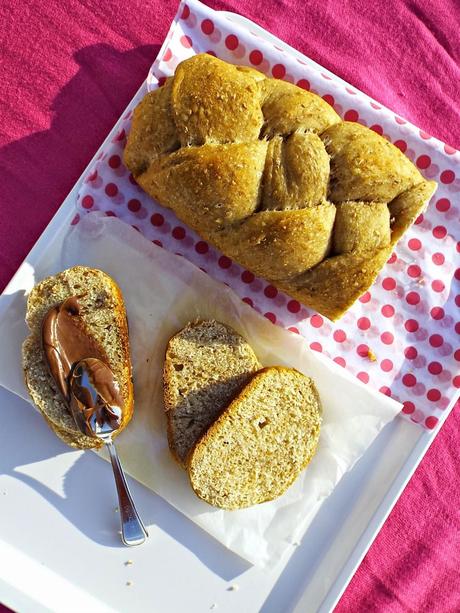 Treccia di panbrioche a lievitazione naturale (veg style)