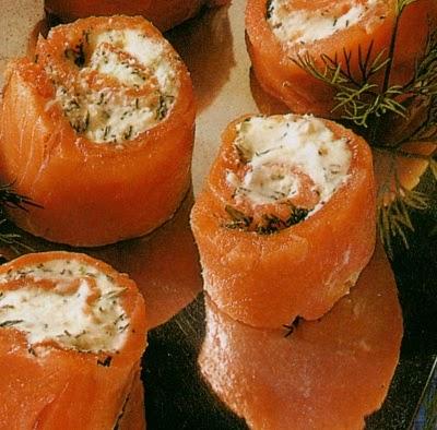 Rotolini di salmone alle erbe