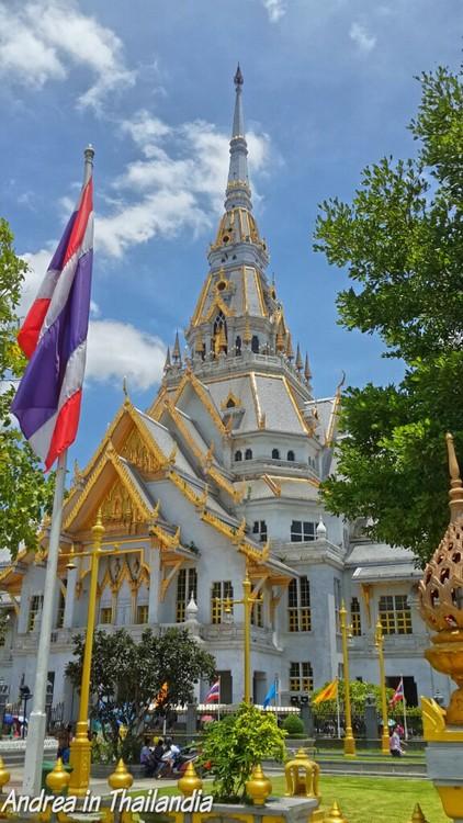 As A Local With Locals: una giornata a Chachoengsao, fra treni, templi, tuk tuk e trattorie!