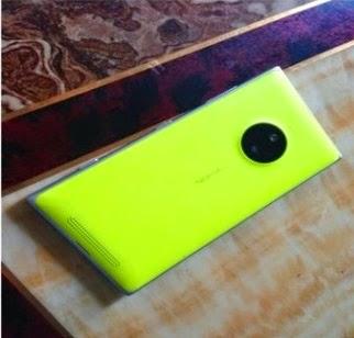 Lumia 830 torna a mettersi in mostra