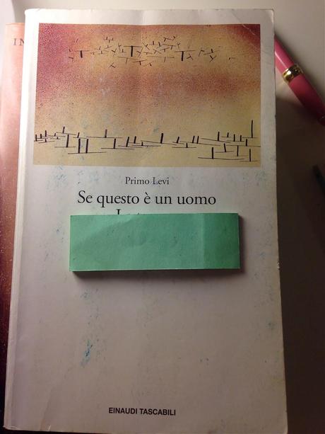 #FotoTag // Descriviti con i libri