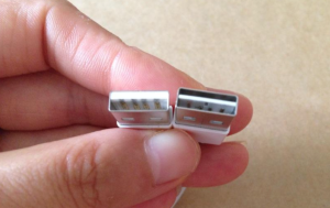 Cavo USB reversibile e iPhone 6? Alcuni brevetti confermano