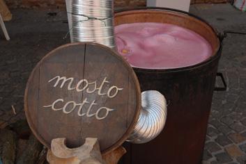 “Mast còt-Vetrine Motori e Balsamici Sapori” - Aceto balsamico tradizionale di Mocena