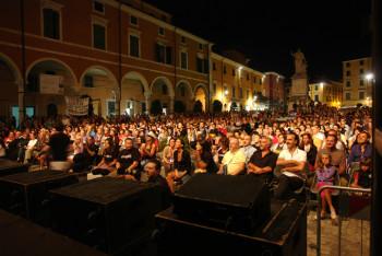 pubbli-piazza-Alberica_2