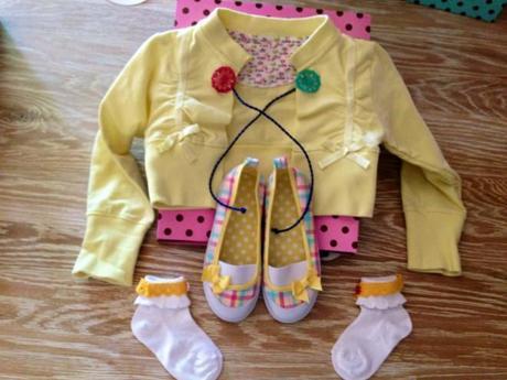 Fai da te: Outfit bimba in giallo refashion felpa bimba refashion giallo