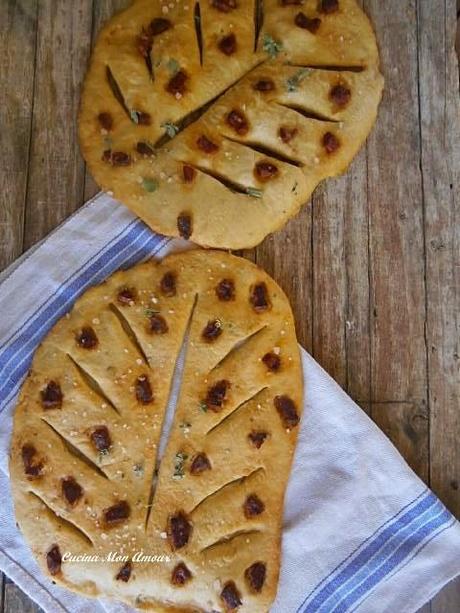 Fougasse alle Erbe Aromatiche e Chouriço