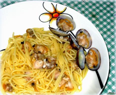 SPAGHETTI CON LE VONGOLE