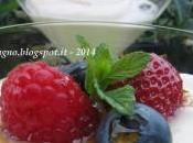 Dessert yogurt frutti bosco