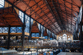 Interior-Great-Market-Hall-Vasarcsarnok-Budapest-Eric-Hamon