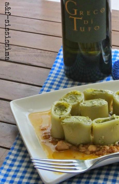 paccheri ripieni su sugo di orata