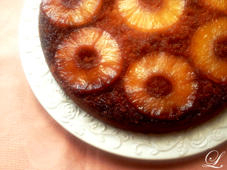 Torta all'ananas caramellato