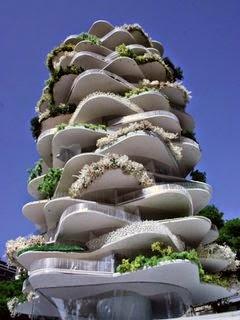 Strange building | Wallpaper