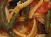 Linguine fagiolini verdi cornetti pomodoro olive nere