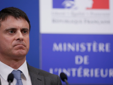 Francia, premier Valls dimette. Domani nuovo incarico formare subito governo