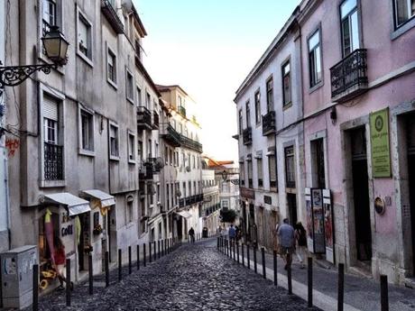 Analisi foto per foto di una vacanza in Portogallo. Il confronto davvero umiliante tra Roma e Porto&Lisbona