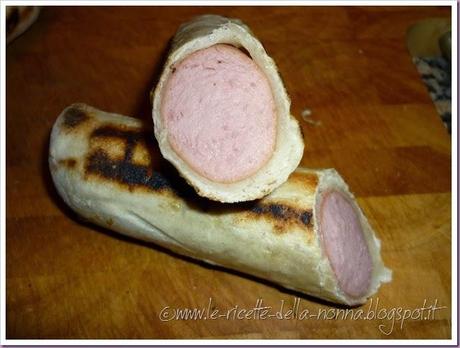 Hotdog di pasta di pane con wurstel (23)