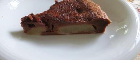 clafoutis di cioccolato, pere e cannella