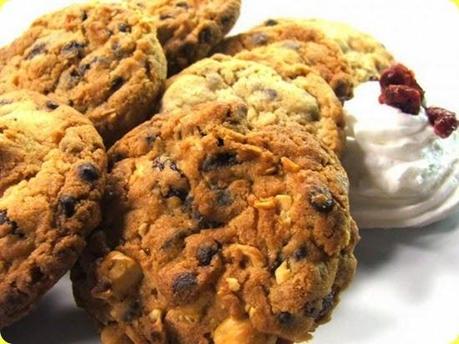 Cookies al cioccolato e cranberries