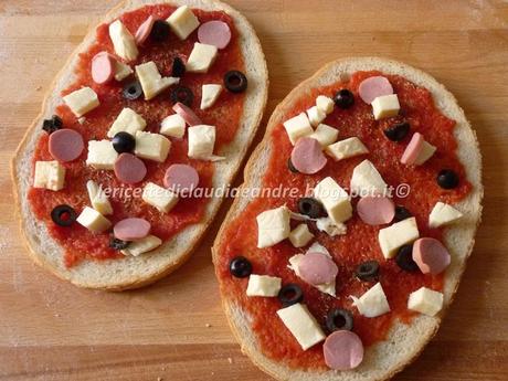 Bruschette pizzaiole veloci