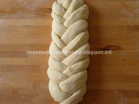 Pane con treccia a 6