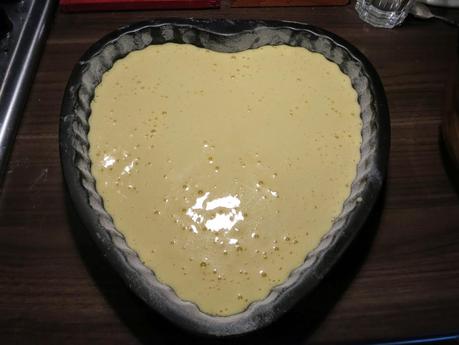 Ecco la torta per il Compleanno di Giulia ovvero la Hot Milk Sponge Cake a forma di cuore