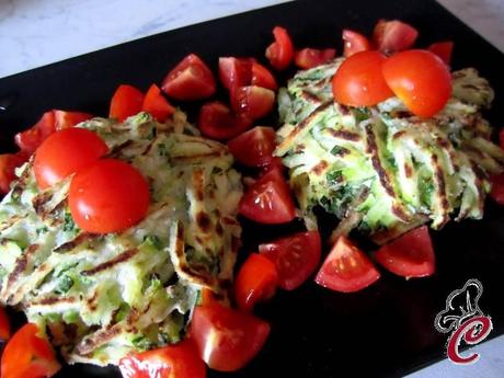 Rosti di zucchine farciti con crema di ricotta e pesto di sedano: quel che resta di un'idea