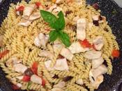 Fusilli pesce persico olive pomodorini pinoli