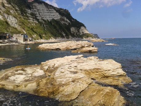 LA SPIAGGIA DELLA SCALACCIA Pietralacroce - Ancona