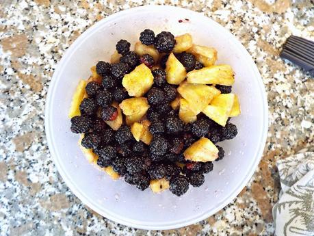 Blackberry & pineapple crumble (vegan approved)