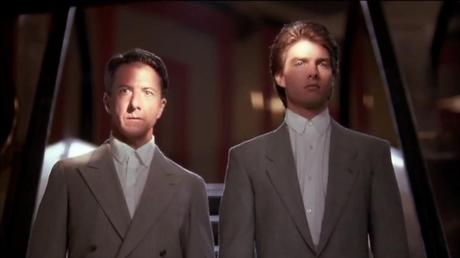 Dustin Hoffman () e Tom Cruise (Charlie) in una scena del film 