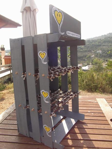 Riciclo creativo ... da cassetta della verdura a espositore per saponi