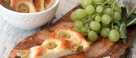 Ricetta focaccia uva