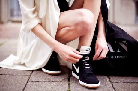 TREND ALERT: sneakers