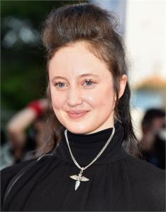 Andrea Riseborough - Voto 1