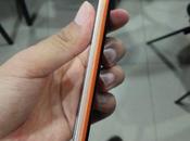 Lenovo Vibe foto: primo smartphone design strati