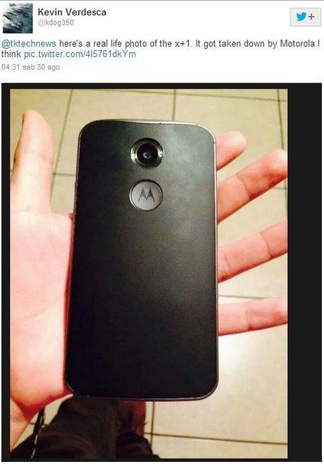 Cattura1 Motorola Moto X+1 appare in una foto leaked su Twitter news  motorola moto x+1 cover in pelle motorola moto x+1 motorola moto maker motorola moto g2 