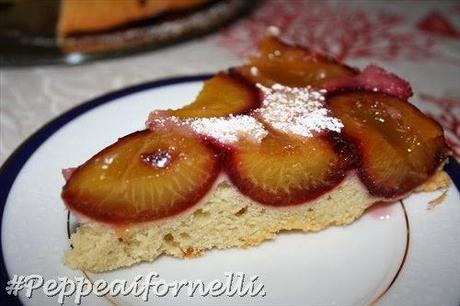 Clafoutis di prugne o torta rovesciata di prugne?